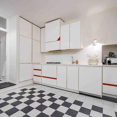 Interno Tre Apartman Finale Ligure